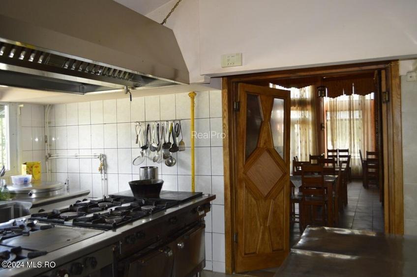 Maracineni - Argeselu, Popas - Restaurant - Cazare, teren 2787 mp - 12