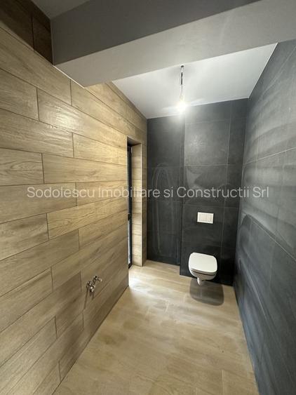 PROIECT DEOSEBIT - 9