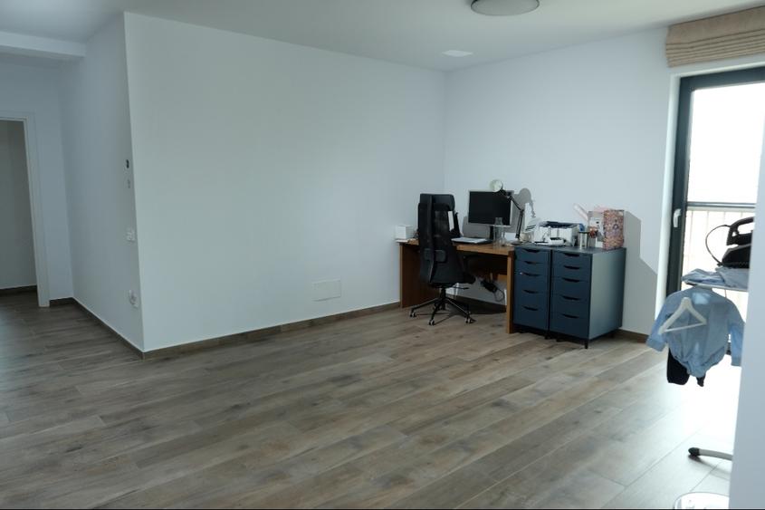Proprietar - Vând duplex generos de 160 mp utili în Apahida, zonă excelentă