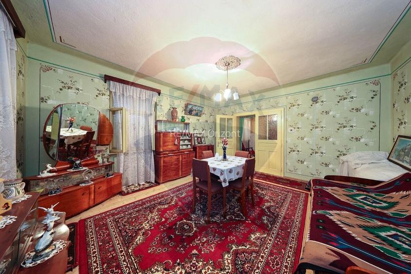 Casă de vacanta, cu annexe si pomi fructiferi, Ungra! - 13