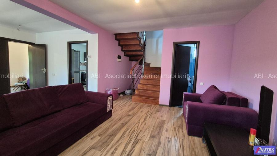 Casa P 1 cu 4 camere, inconjurata de Liniste si Natura - 3