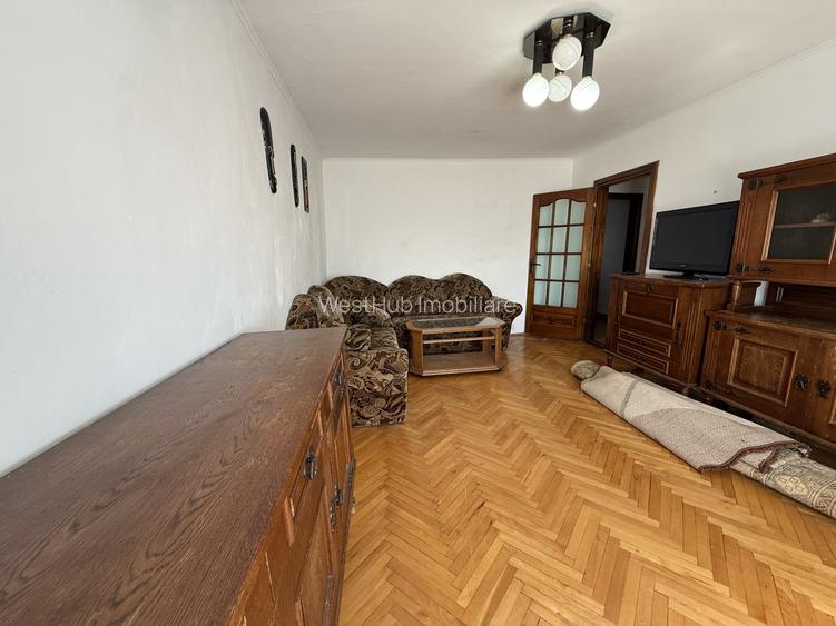 Apartament spatios, 3 camere, decomandat - Lipovei - 4