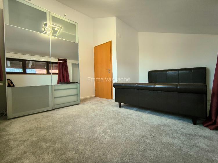 Casă De Tip Duplex, 4 Camere, Ghimbav, Comision 0% - 10
