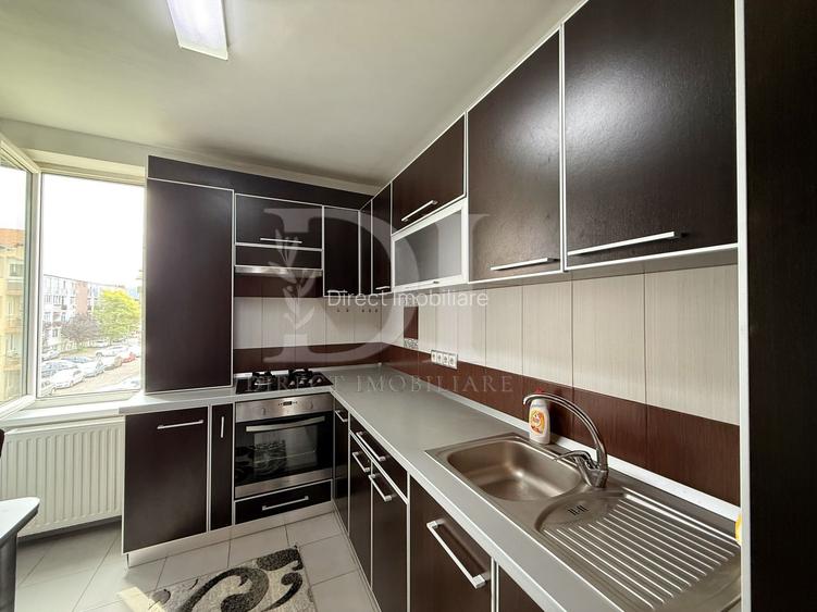 Apartament cu 3 camere decomandate / etaj intermediar - 2