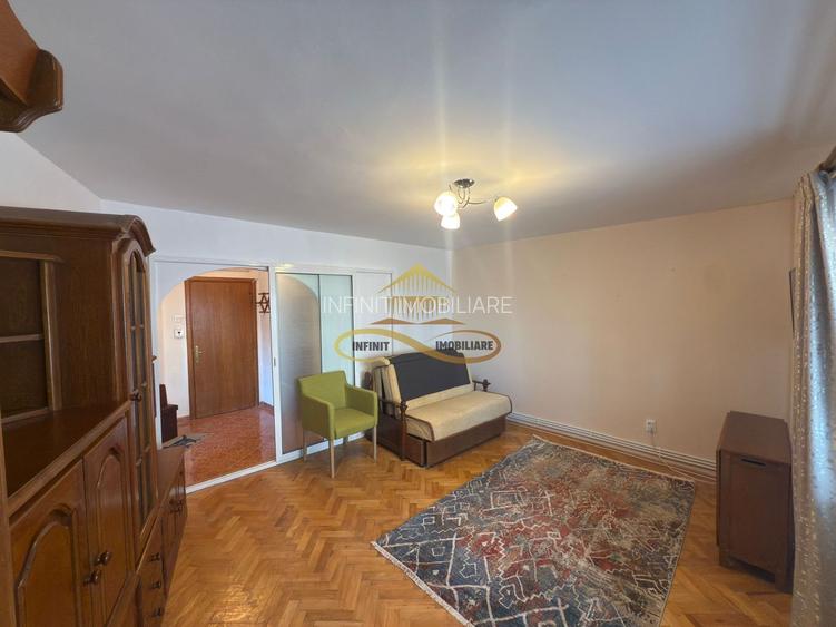 Garsoniera de vanzare langa parcul catedralei Bacau - 10