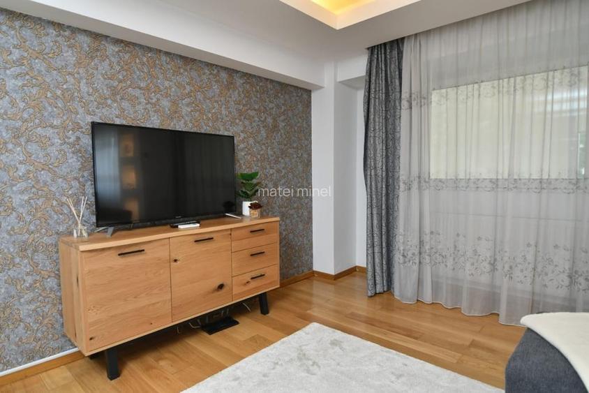 13 Septembrie,  Marriott, Palatul Parlamentului - 15