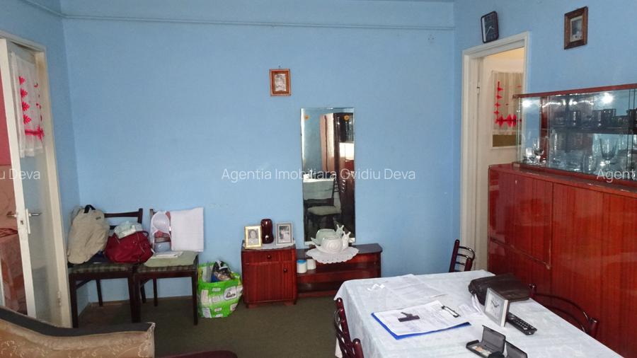 Vand apartament 2 camere in Deva, zona Gojdu, suprafata utila 46, 48 mp + balcon - 3