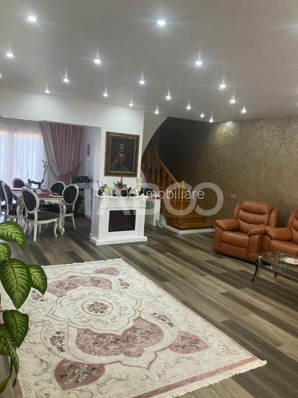 2 Case individuale moderne renovate 500 mp teren de vanzare Sibiu - 9