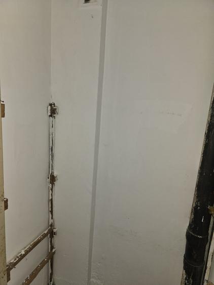 Vand apartament la pret de garsoniera
