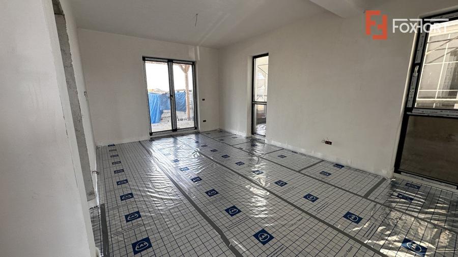 Duplex cu 5 camere, 125 mp utili, zona Mosnita Veche
