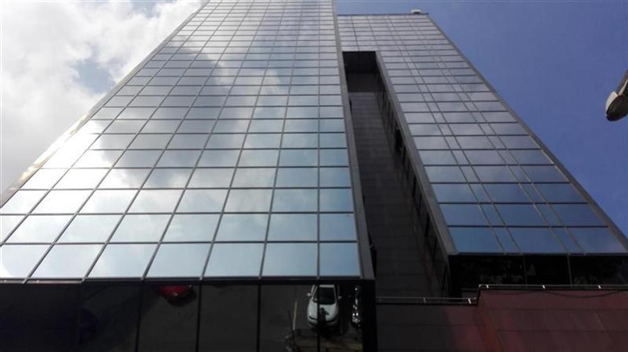 Spatiu comercial stradal ultracentral 445 mp
