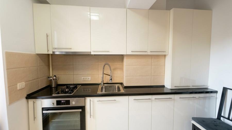 Apartament 3 camere cu grădină proprie – Domenii, Str. Sandu Aldea