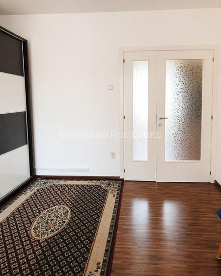 Onix | 2 camere decomandat | vedere Tampa | mobilat | - 3