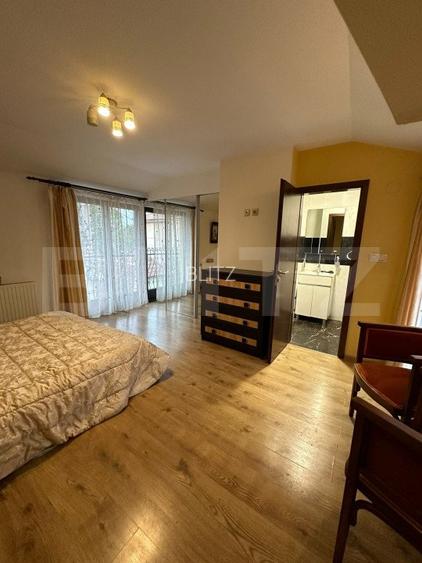 Casă de lux renovată cu priveliște spectaculoasă, în inima Brașovului - 11