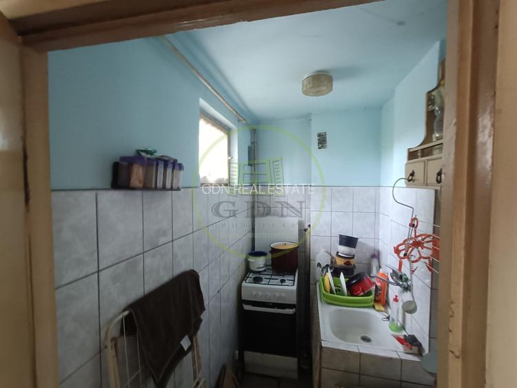 Apartament cu 3 camere de vânzare - Reghin Pomilor - 2