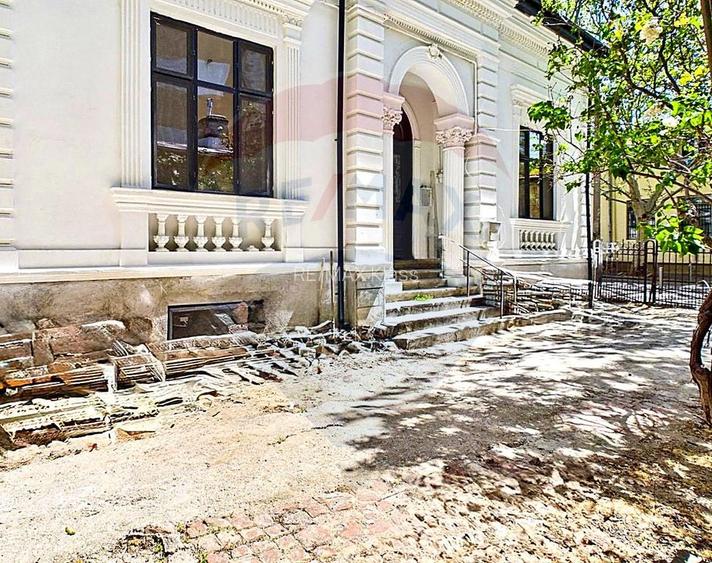 Etaj de casa interbelica, 3 camere, in inima Bucurestiului - 13
