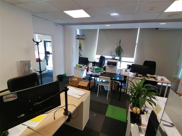 Inchiriere spatii birouri Universitate - de la 195mp - 10