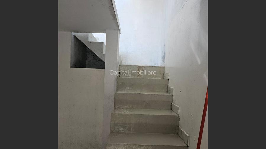 Casa Strejnicu: 150m², 3 dormitoare, 2 băi, 2 garaje
 - 20