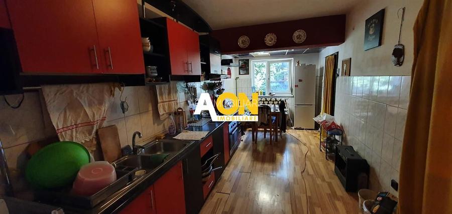 Casa cu 5 camere, 1500 mp teren, Centru. Pretabila pentru muncitori - 5