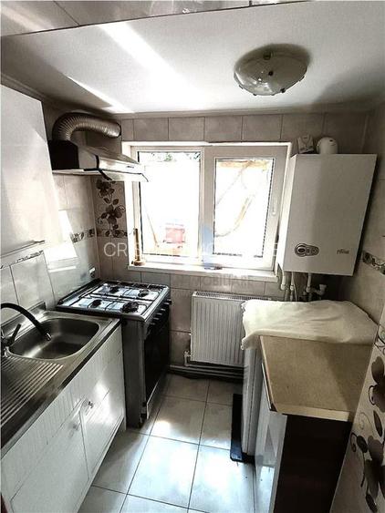 Casa 5 camere Pretabila 2 Familii, teren 176 mp, Bld Dorobantilor - 13