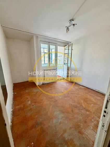Etaj 1 Apartament 2 Camere Decomandat Podu Ros Fara Risc Lift - 2