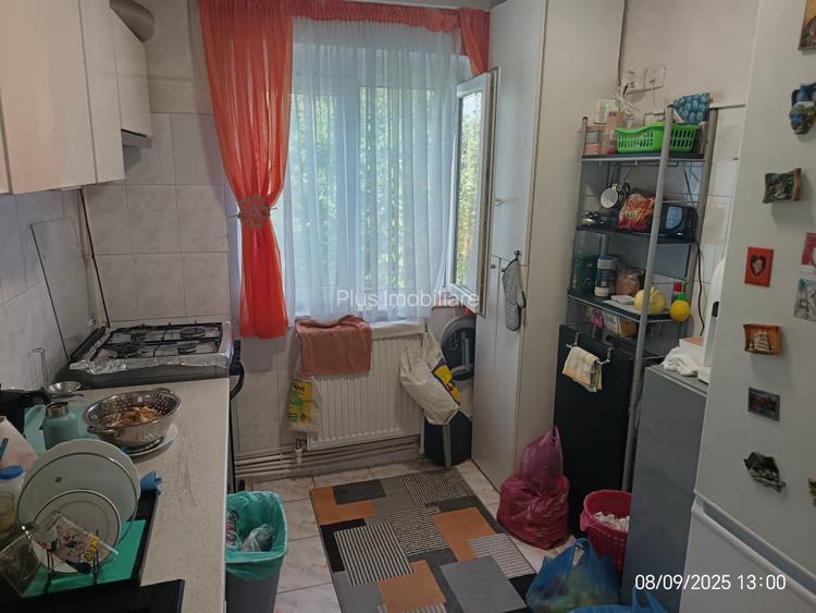 APARTAMENT 3 CAMERE, SEMIDECOMANDAT, PODU ROS, BLOC FARA RISC - 9
