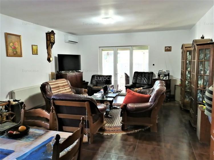 Casa P+M 6 camere, teren 645 mp in vatra satului Săcalaz - 5
