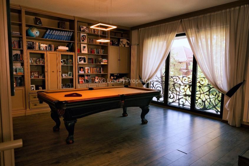 VILA ARCUL DE TRIUMF - 8