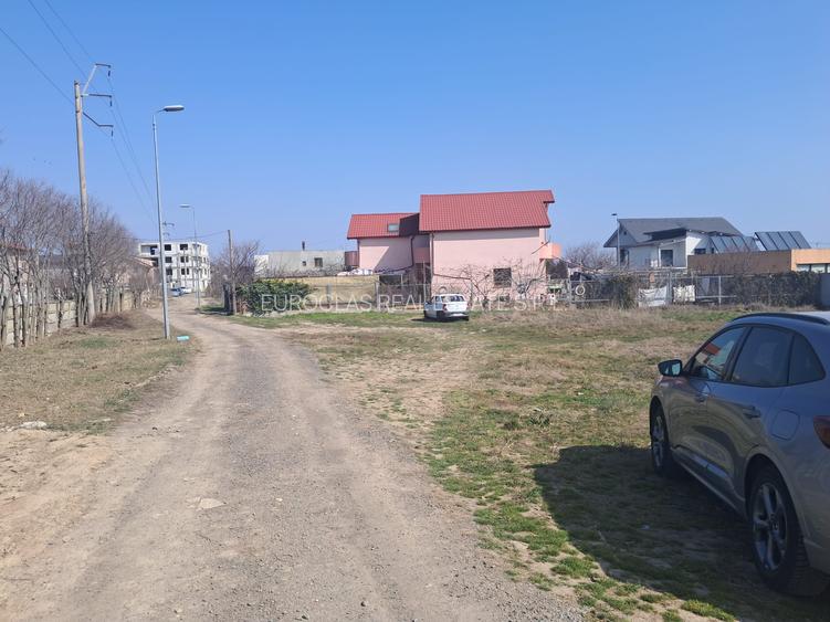 Teren intravilan construibil 1818 mp - Palazu Mare - 220.000 euro (Cod E2+E7) - 5