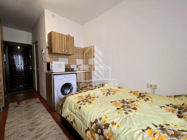 Garsoniera de vanzare in bloc de apartamente, zona Bucovina, Timisoara - 2