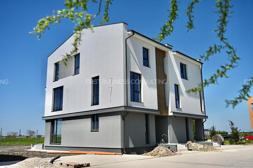 Casă duplex P+1+M, 162 mp utili, curte 150 mp — Otopeni, 5 min aeroport - 2