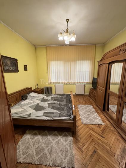 Casa cu teren de 526 mp in zona Lupeni - 11