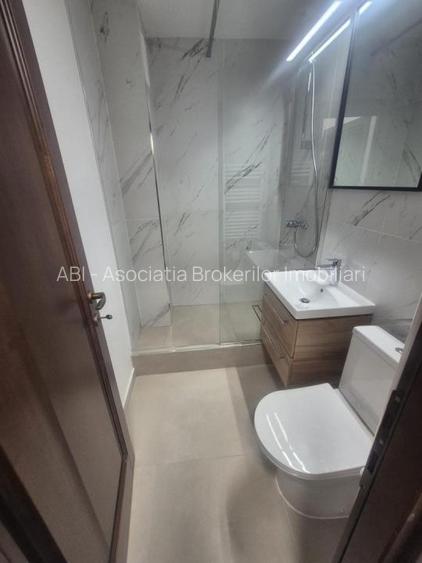 Vitan mall|Apartament 4 camere decomandat|parcare| prima inchiriere - 9