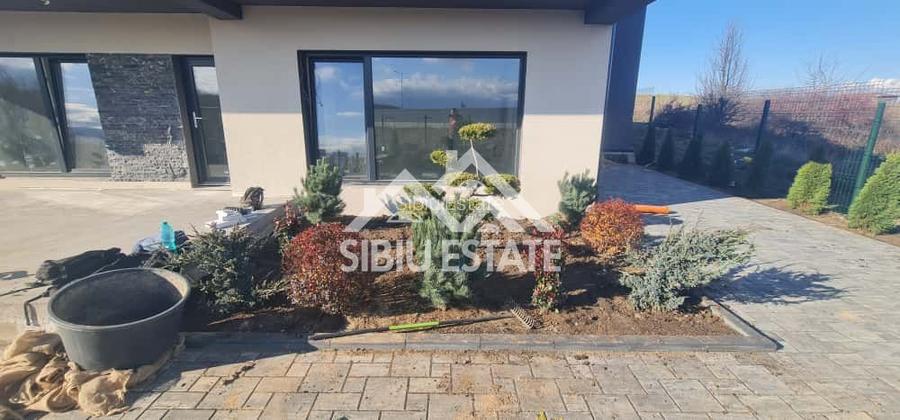 Casă individuală  deosebită, finisată Șelimbăr, Cartierul Tineretului - 2