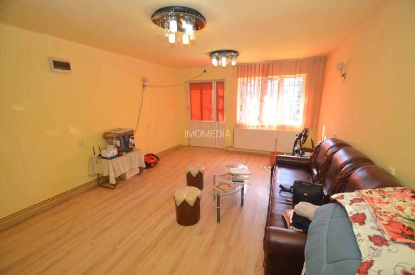 Apartament cu intrare din strada - 2