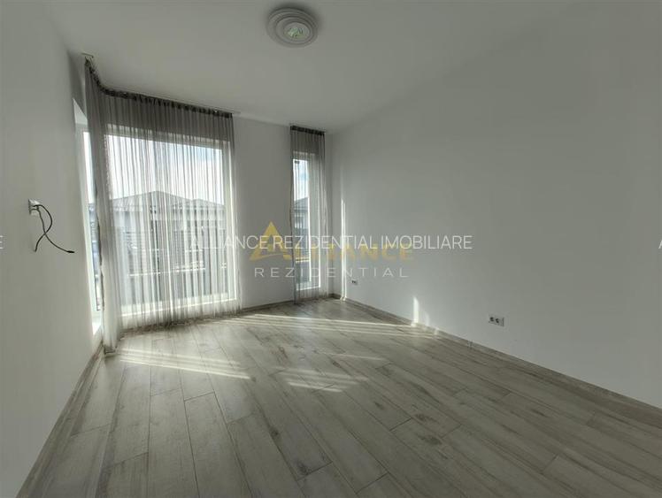 Casa individuala - 3 camere--PANOURI SOLARE - 17