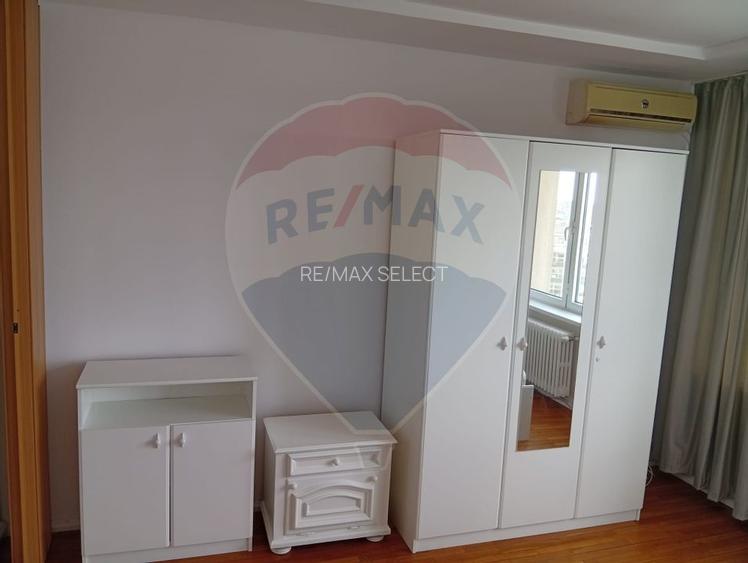 Apartament cu 3 camere de închiriat - 7
