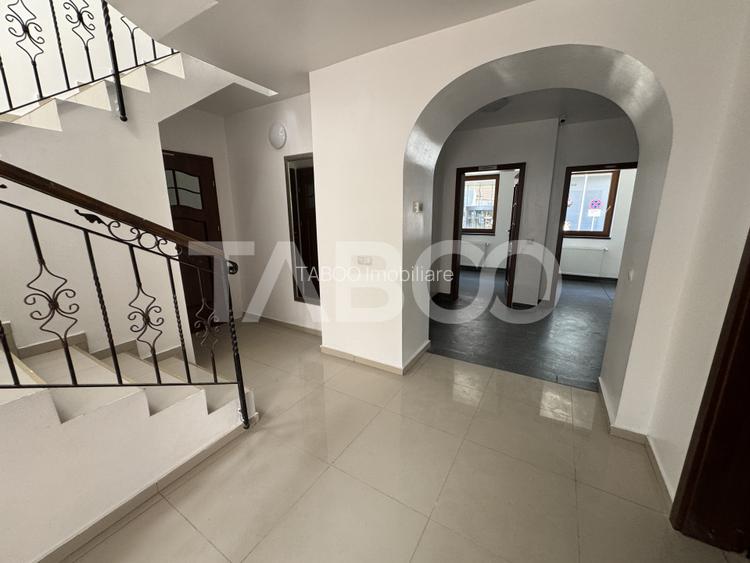 Casa individuala pretabila comercial / birouri 7 camere Central Sibiu - 2