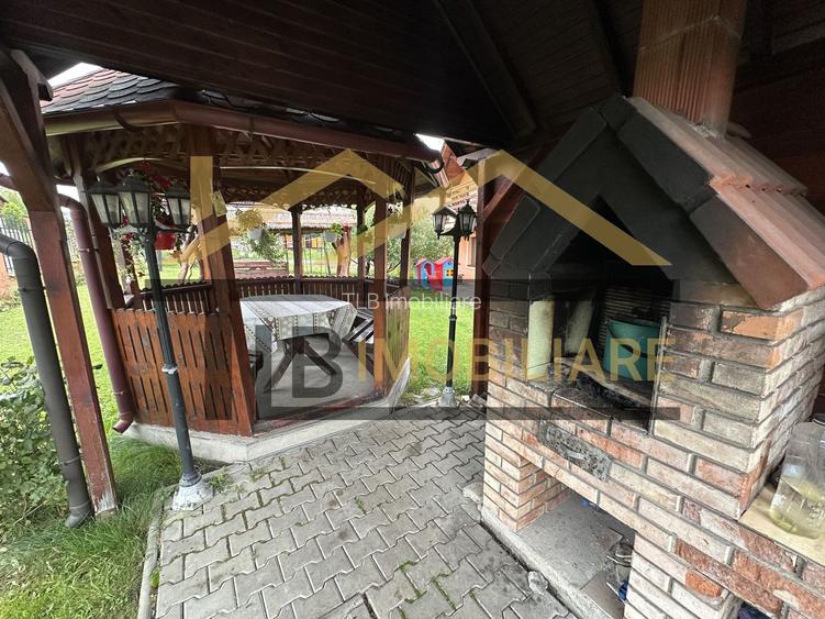 Vila cu 8 camere de vanzare, teren 1580mp, Zona Praid - 39