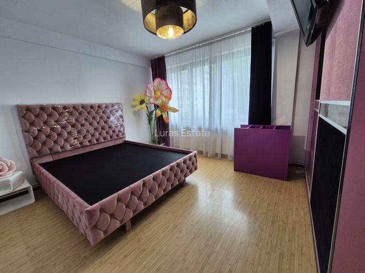 Spațiu comercial - zona Doraly - 11