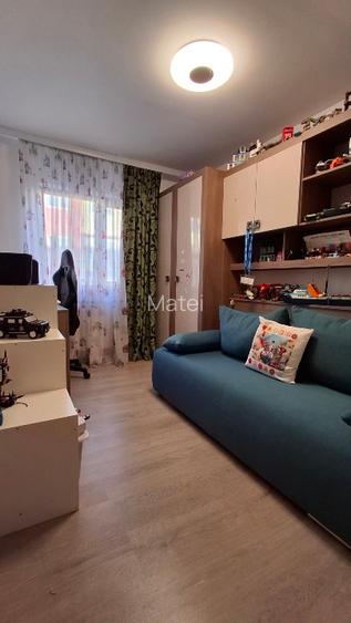 Apartament 4 camere, decomandat, in zona Sud, etaj 3/4, suprafata utila 66 mp - 6