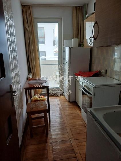 Apartament compartimentat cu 2 garsoniere-parter-Zona Policlinica - 2