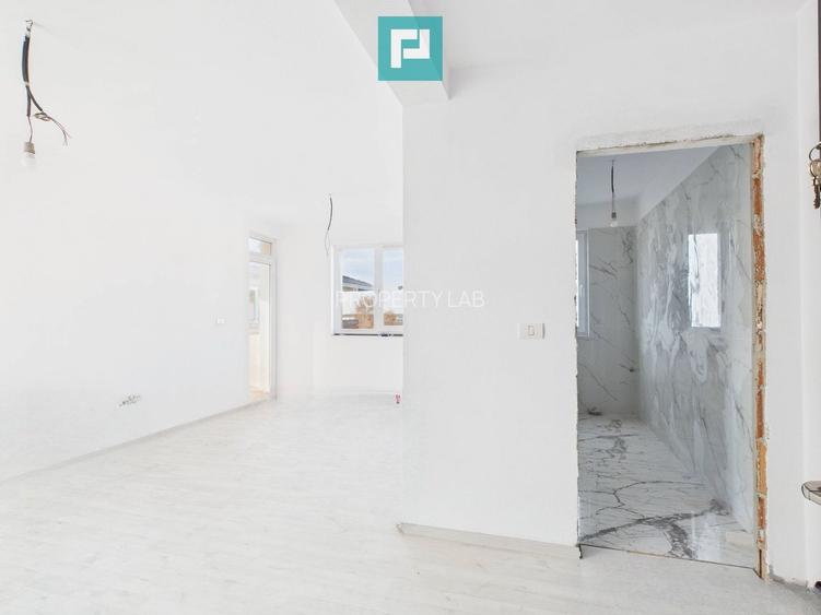 Penthouse cu terasă generoasă, în inima Chișodei - 3