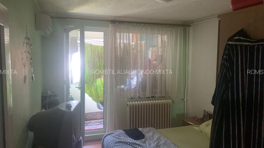 Ozana, statia de tramvai Ozana - 4