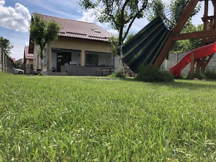 Inchiriez casă cu garaj si un loc de parcare in curte - 5