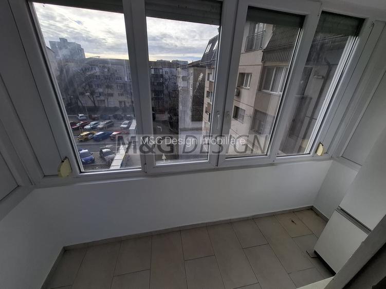 Aradului, 3 camere decomandat, 2 bai - 14