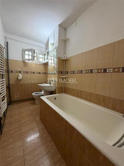 Apartament 2 camere, Podu Ros - Bd. Socola - 8