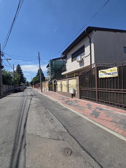 Teren cu Casa demolabila Gaz Curent Canalizare zona Titan Auchan - 3