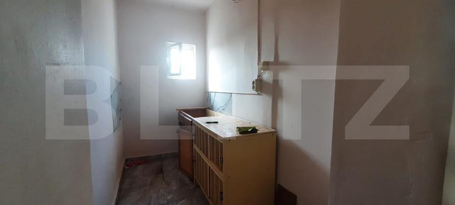 Casa de vanzare, 83 mp, teren 3000 mp, sat Paulian
