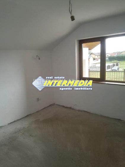 Casă nouă de vînzare P+1 cu 500 mp. Teren Finisata la cheie - 4